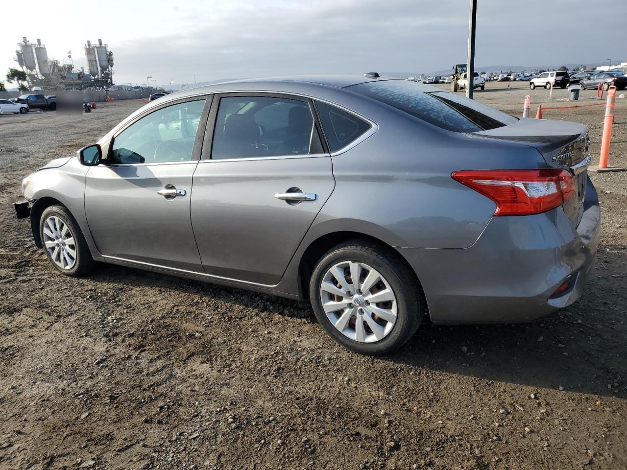 2017 NISSAN SENTRA S - Фото 2