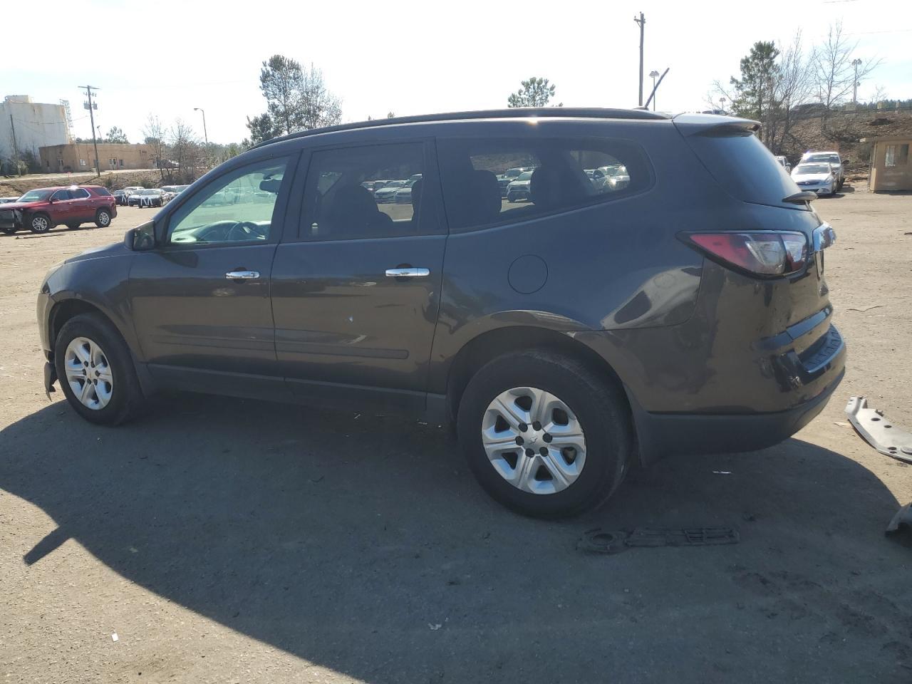 2014 CHEVROLET TRAVERSE L - Image 2