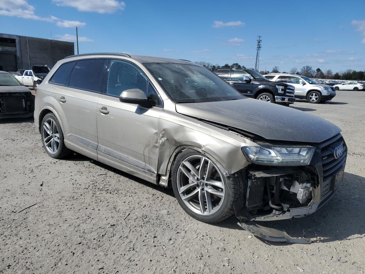 2017 AUDI Q7 PRESTIG - Фото 4