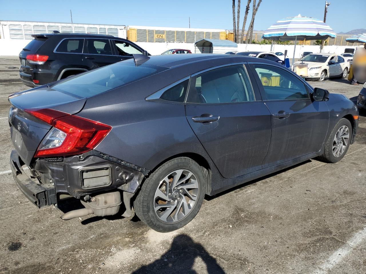 2018 HONDA CIVIC EX - Фото 3