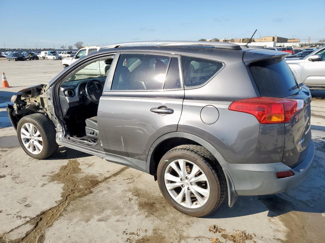 2015 TOYOTA RAV4 LIMIT - Image 2