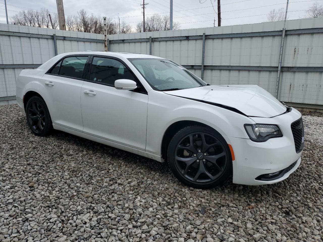2023 CHRYSLER 300 S - Image 4