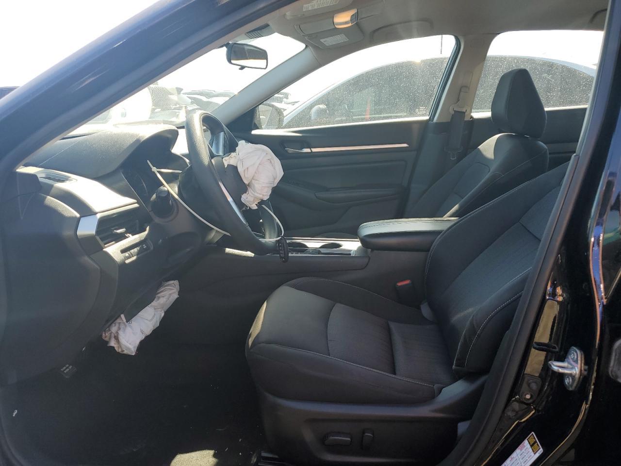 2022 NISSAN ALTIMA SV - Image 7