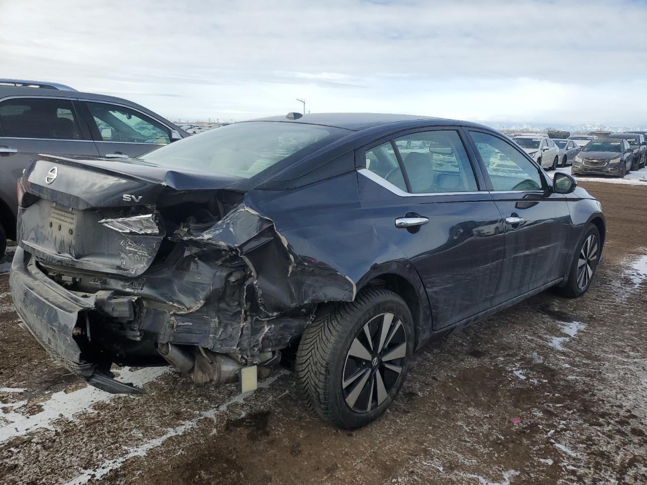 2020 NISSAN ALTIMA SV - Фото 3