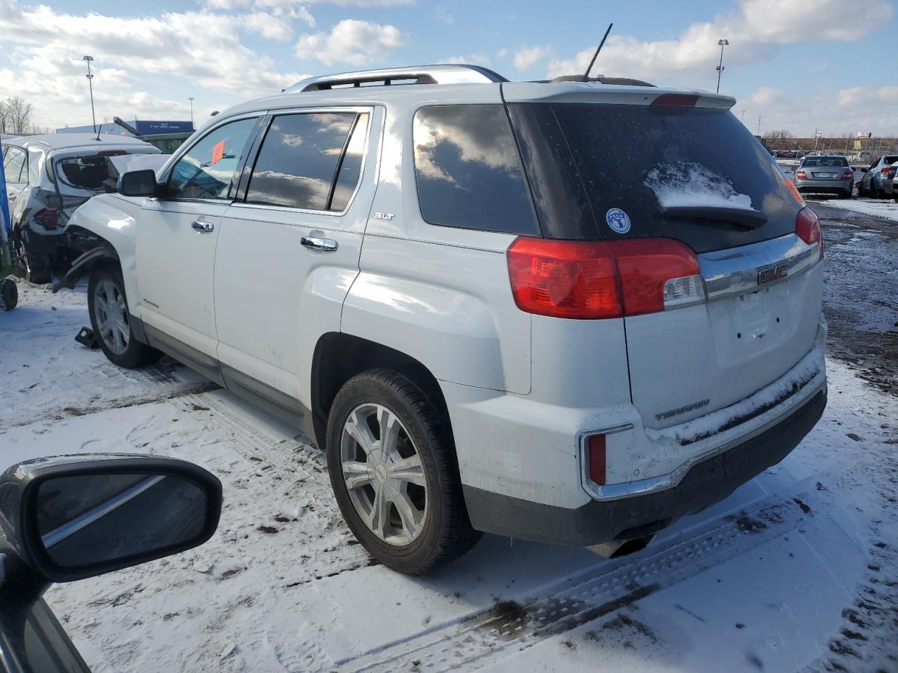 2016 GMC TERRAIN SL - Фото 2