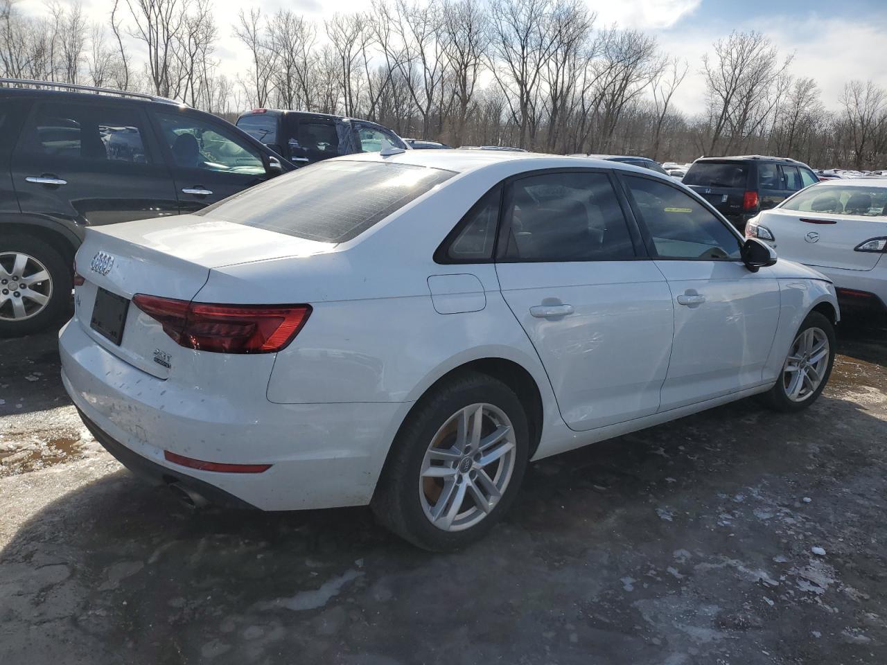 2017 AUDI A4 PREMIUM - Фото 3