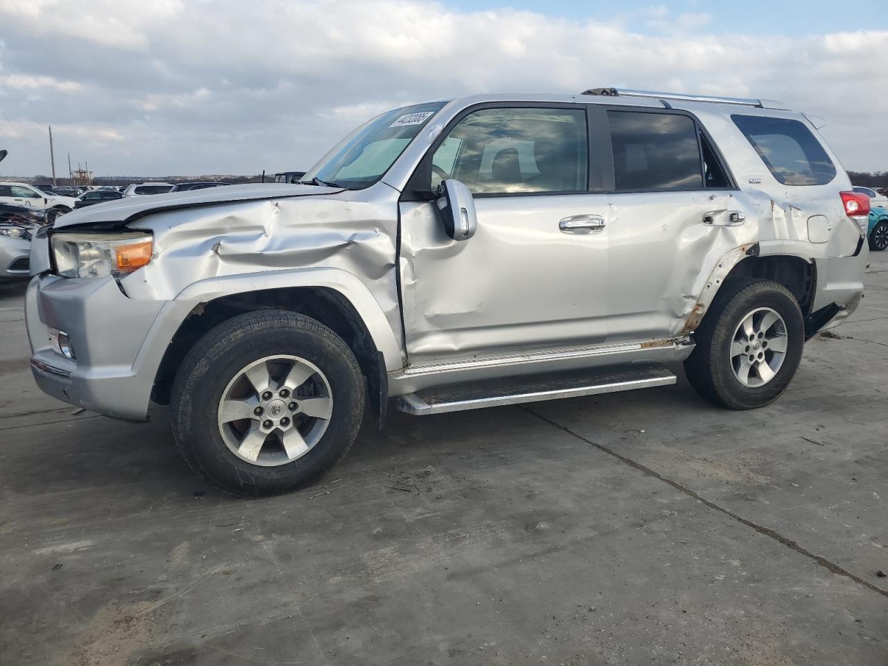 2011 TOYOTA 4RUNNER SR