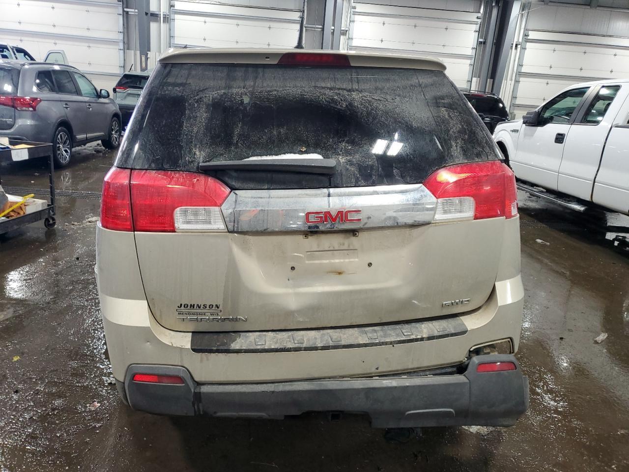 2012 GMC TERRAIN SL - Image 6