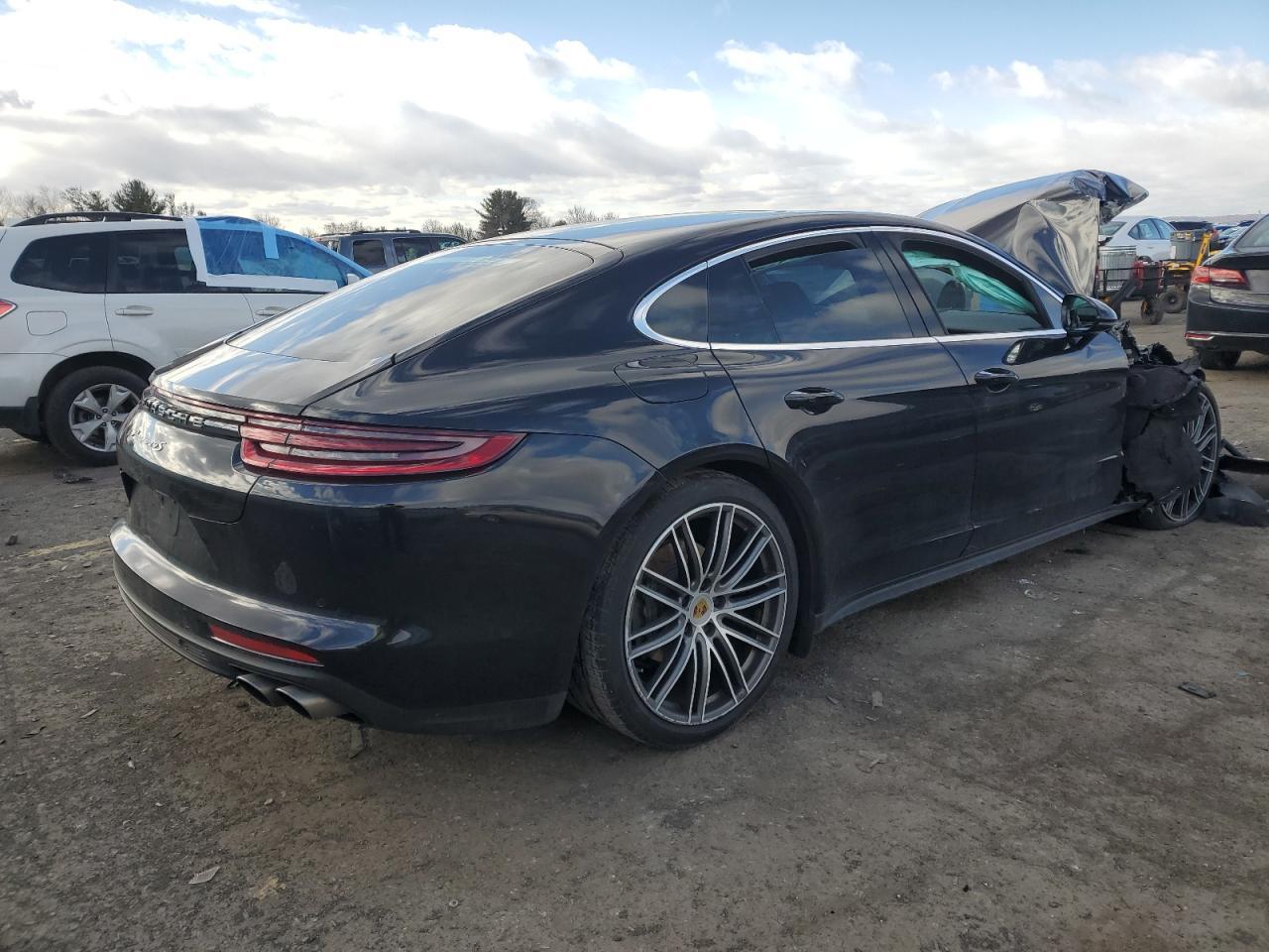2018 PORSCHE PANAMERA 4 - Фото 3