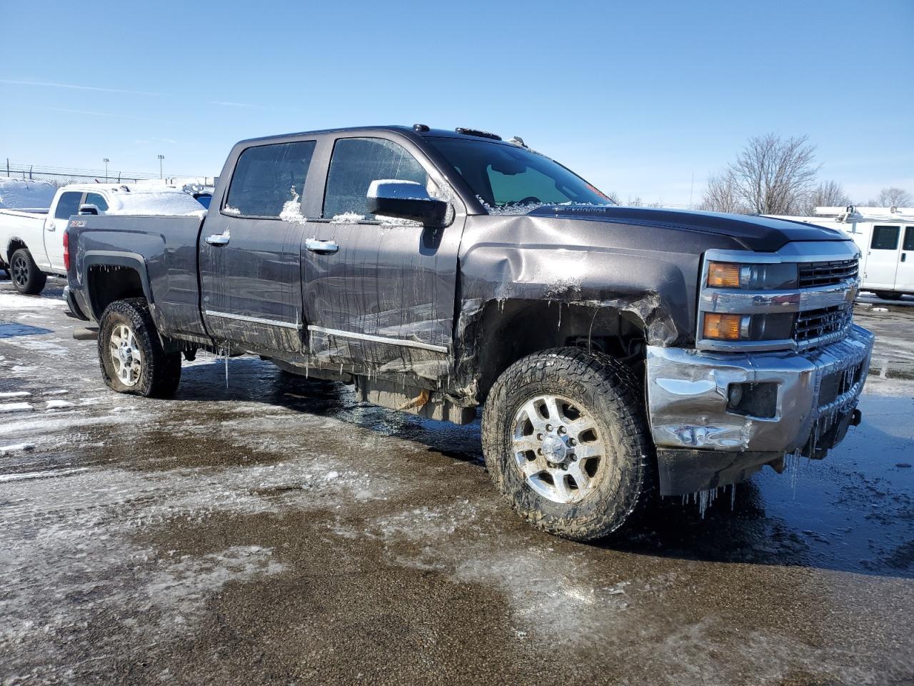 2015 CHEVROLET SILVERADO - Image 4