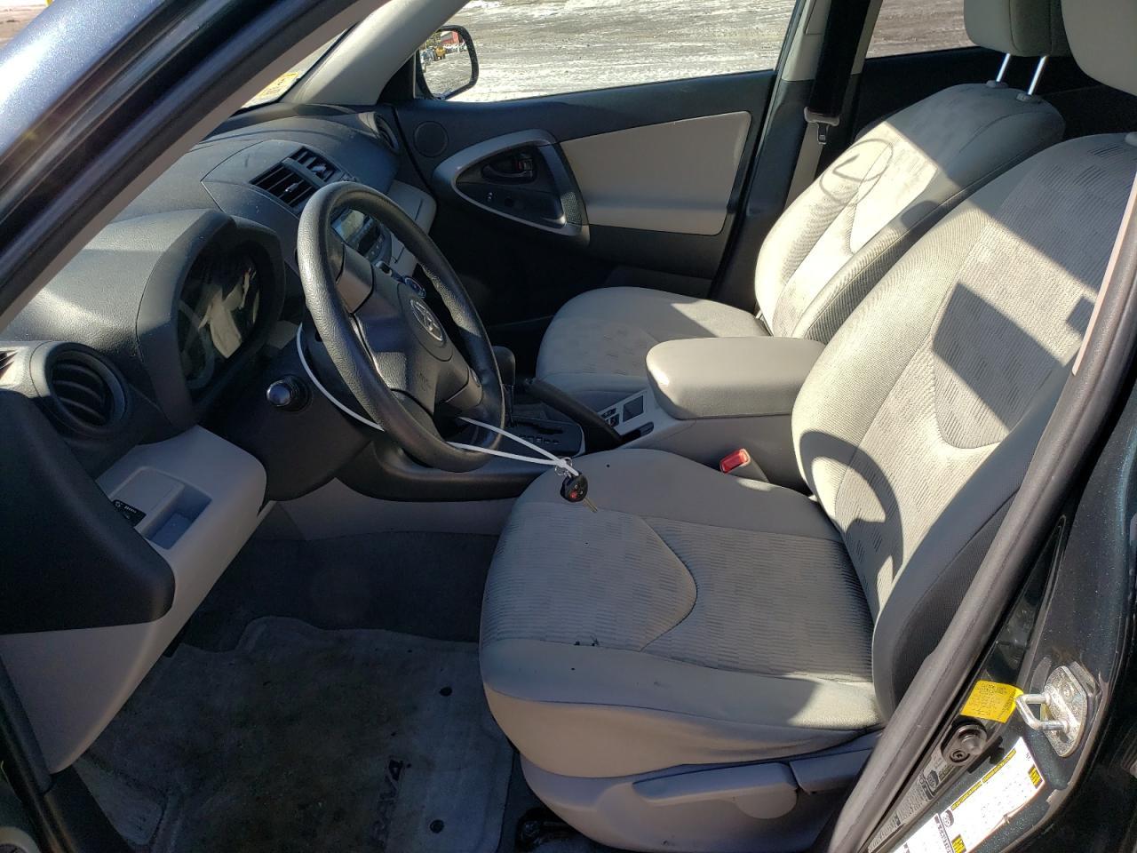 2011 TOYOTA RAV4 - Image 7