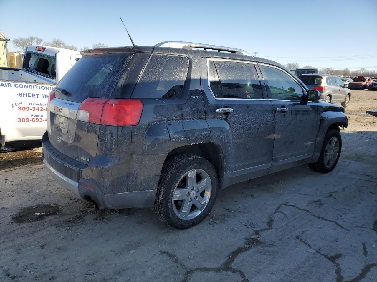 2012 GMC TERRAIN SL - Image 3