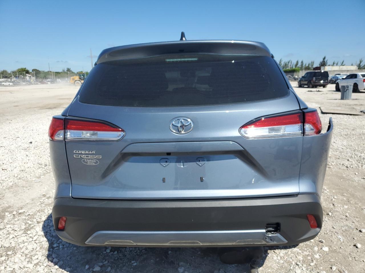 2024 TOYOTA COROLLA CR - Image 6