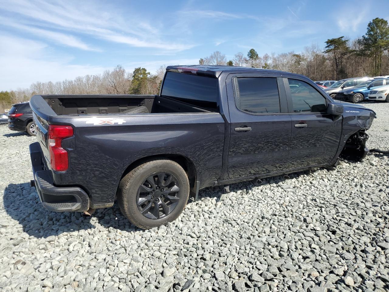 2023 CHEVROLET SILVERADO - Image 3