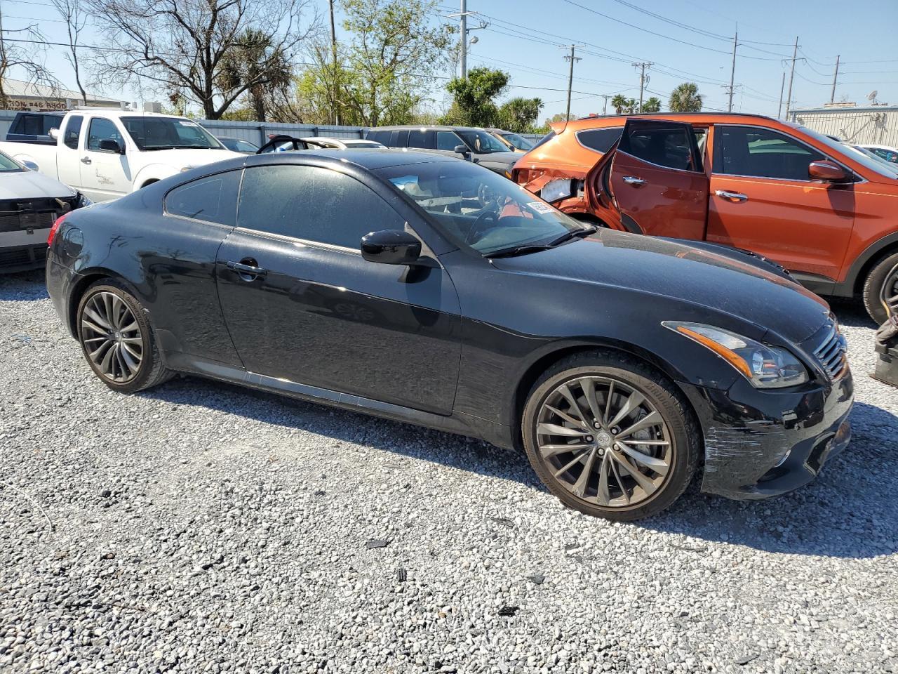 2012 INFINITI G37 BASE - Image 4