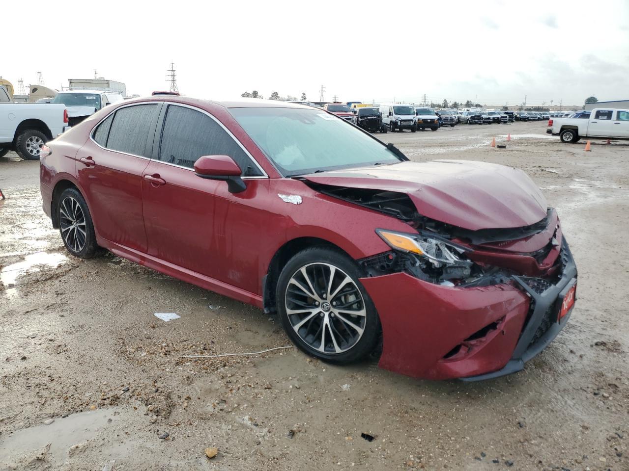 2018 TOYOTA CAMRY L - Image 4