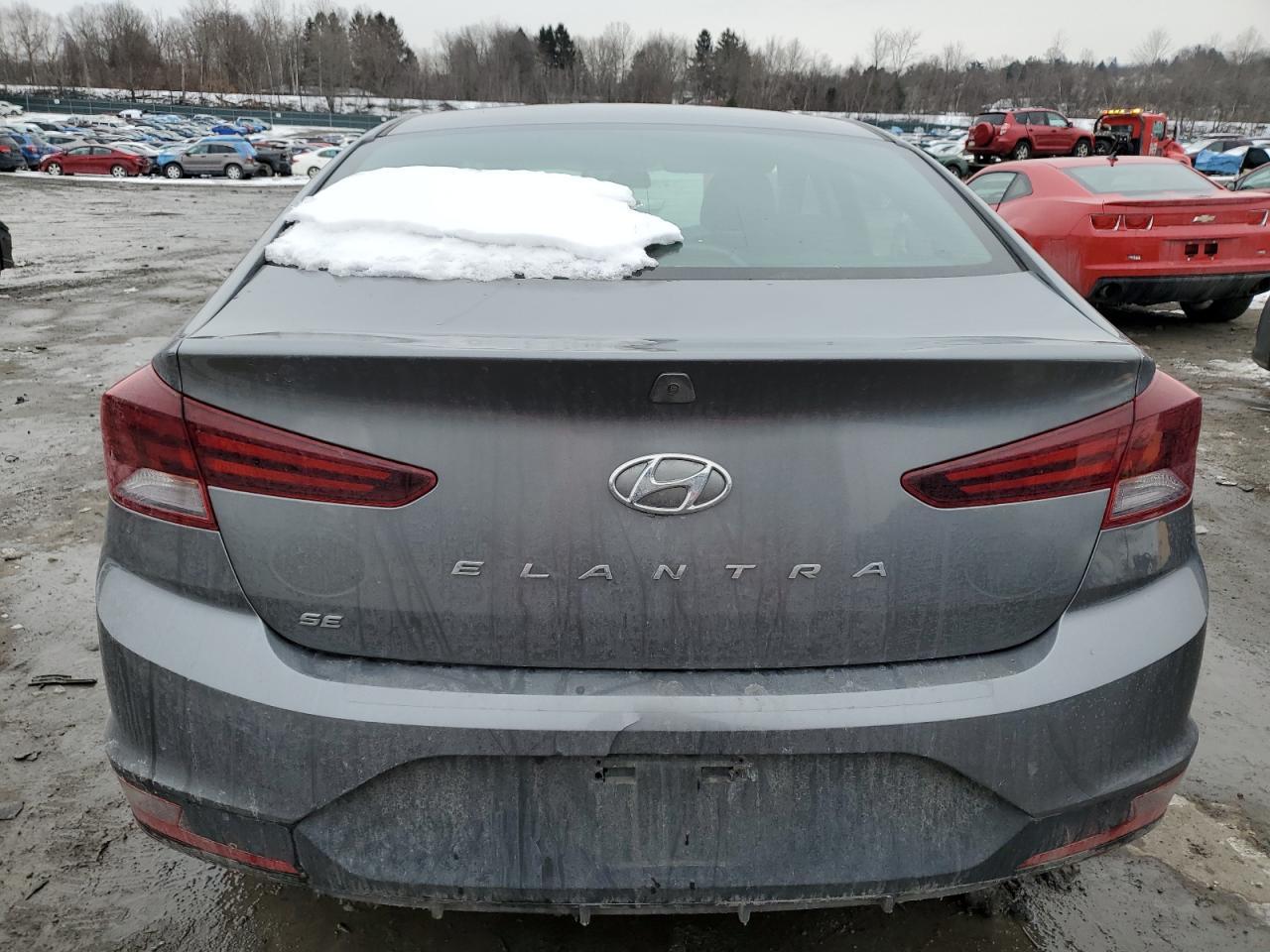 2019 HYUNDAI ELANTRA SE - Фото 6
