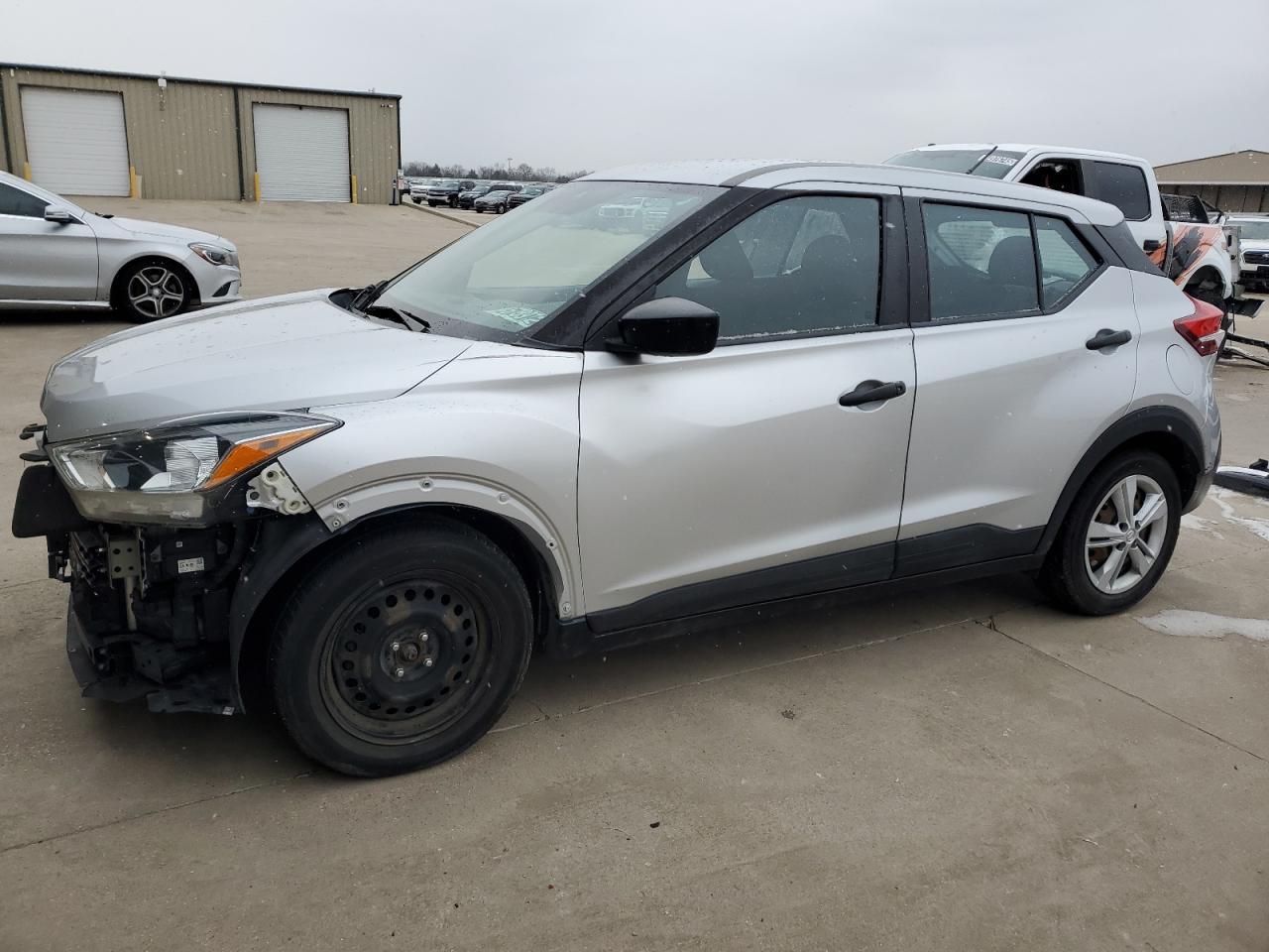 2020 NISSAN KICKS S car image