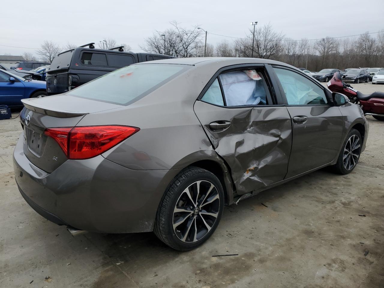 2018 TOYOTA COROLLA L - Image 3