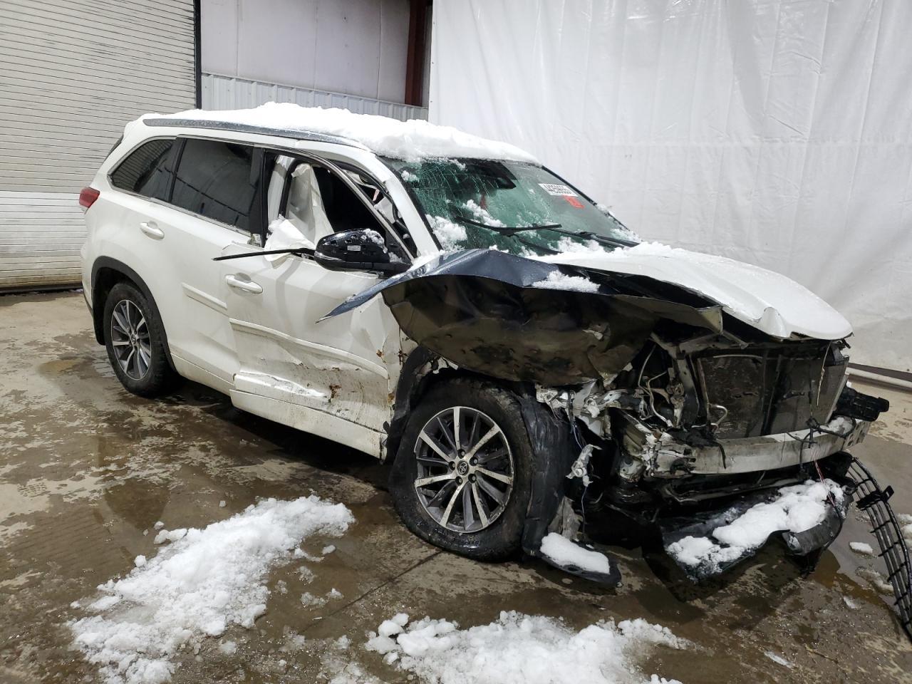 2018 TOYOTA HIGHLANDER - Фото 4