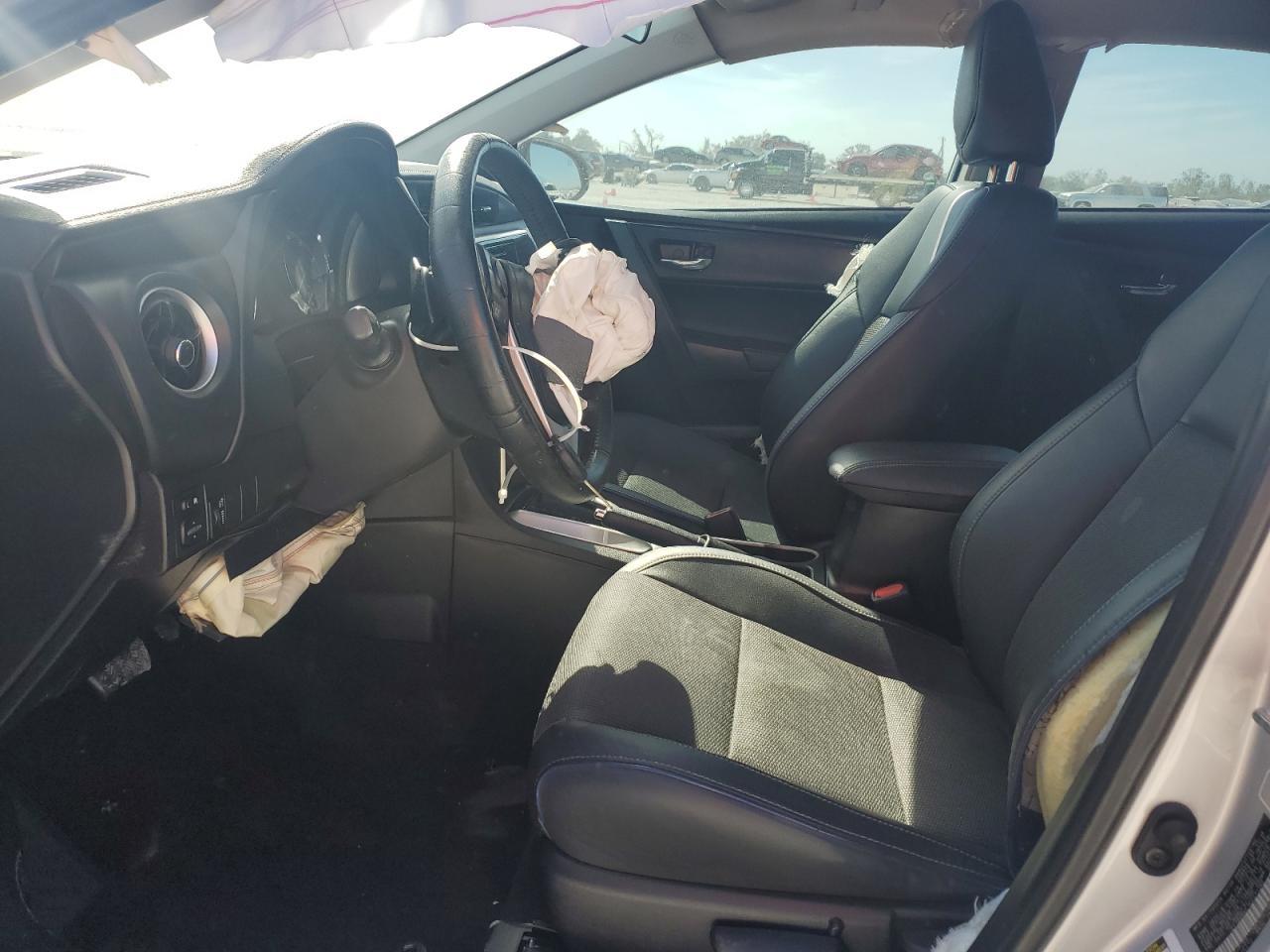 2019 TOYOTA COROLLA L - Image 7