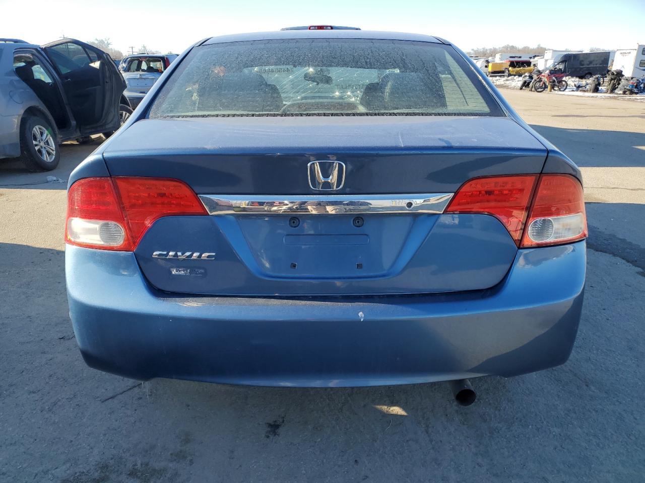 2011 HONDA CIVIC LX - Image 6