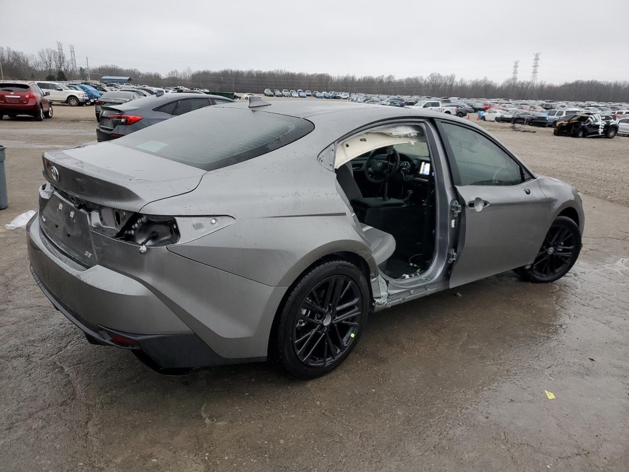 2025 TOYOTA CAMRY XSE - Фото 3