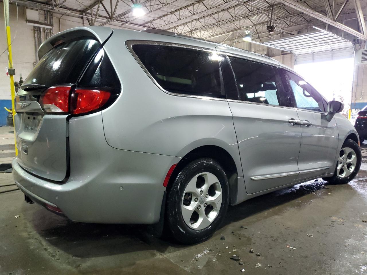 2017 CHRYSLER PACIFICA T - Image 3