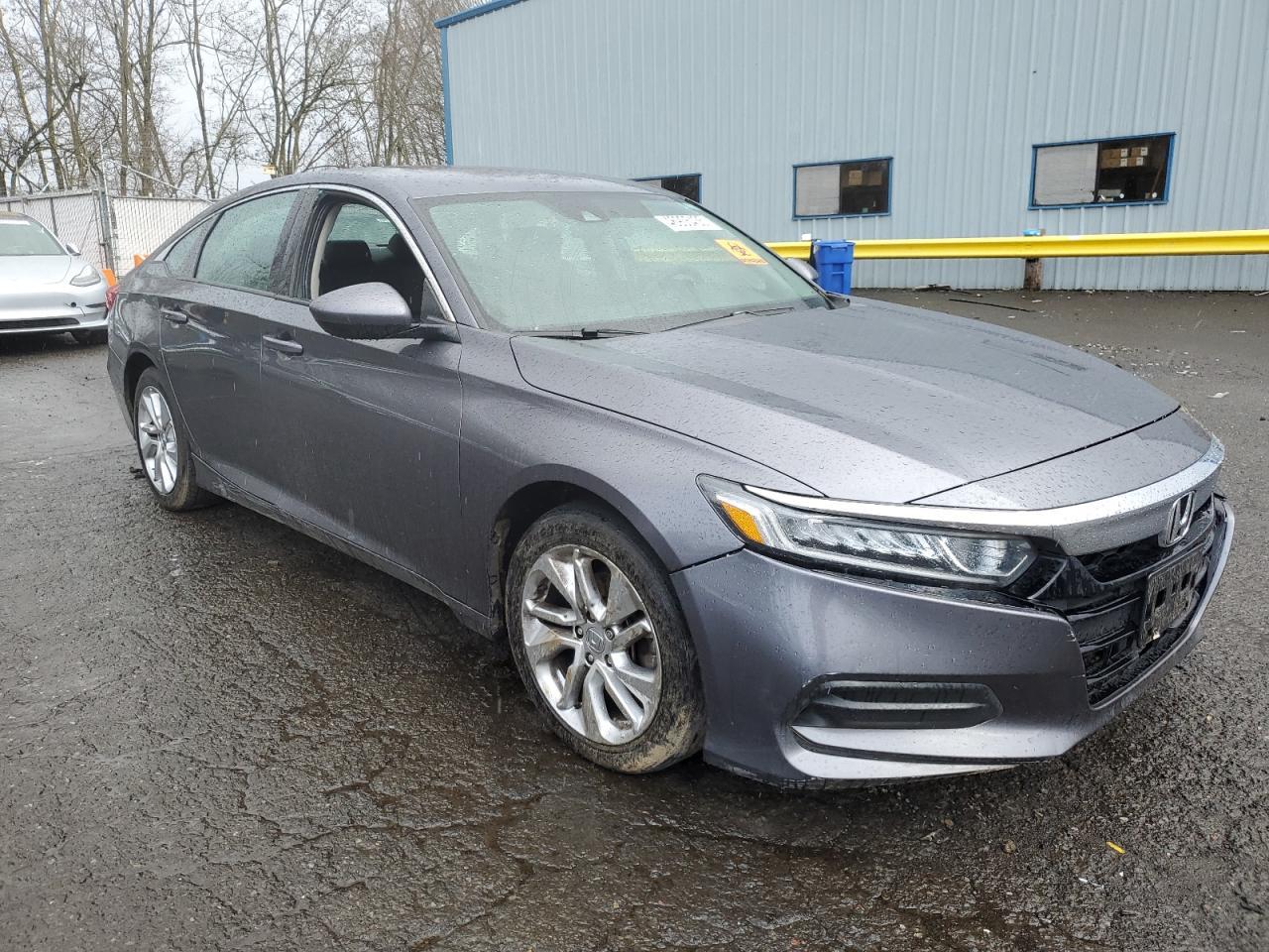 2018 HONDA ACCORD LX - Image 4