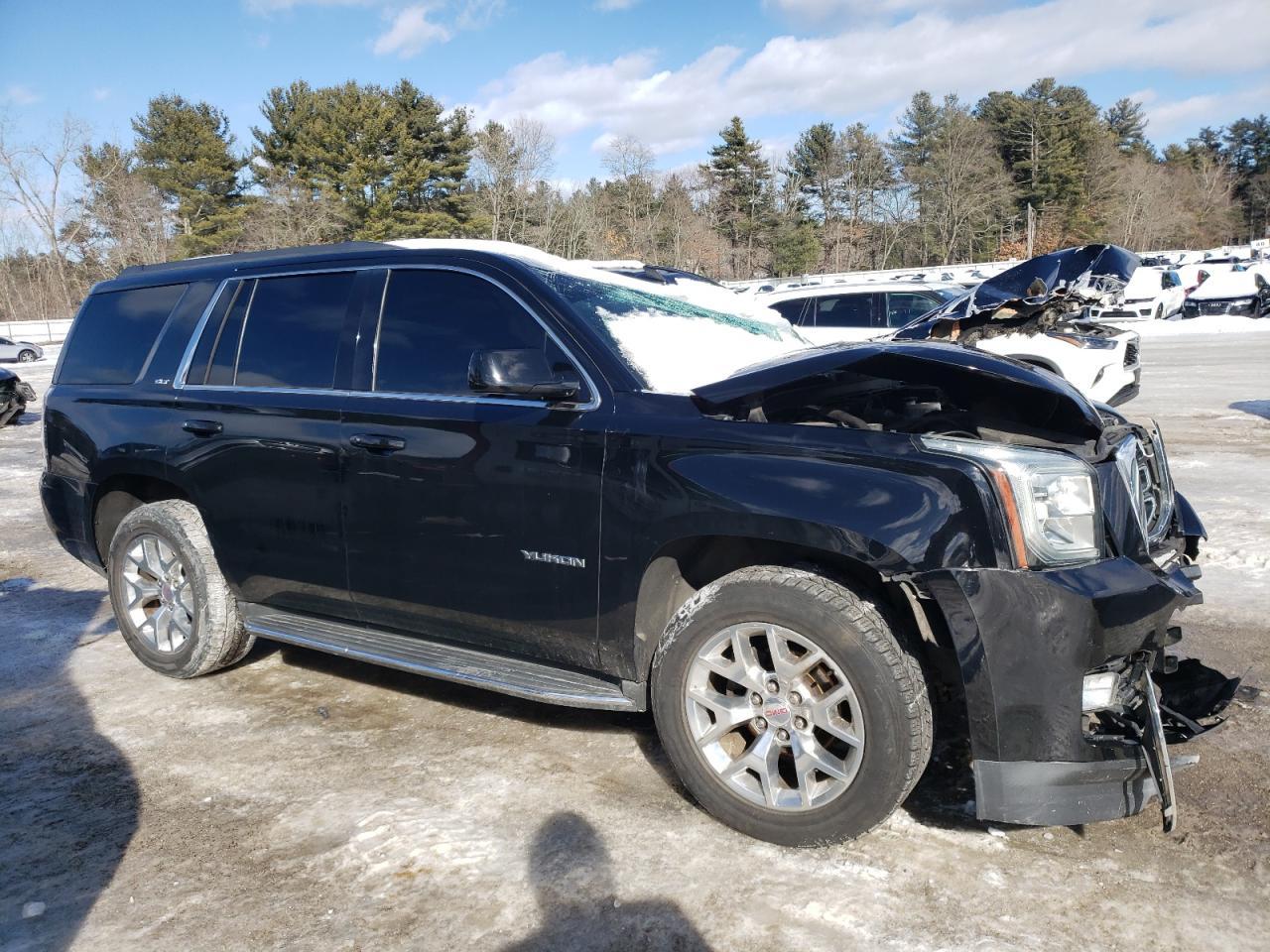 2016 GMC YUKON SLT - Image 4