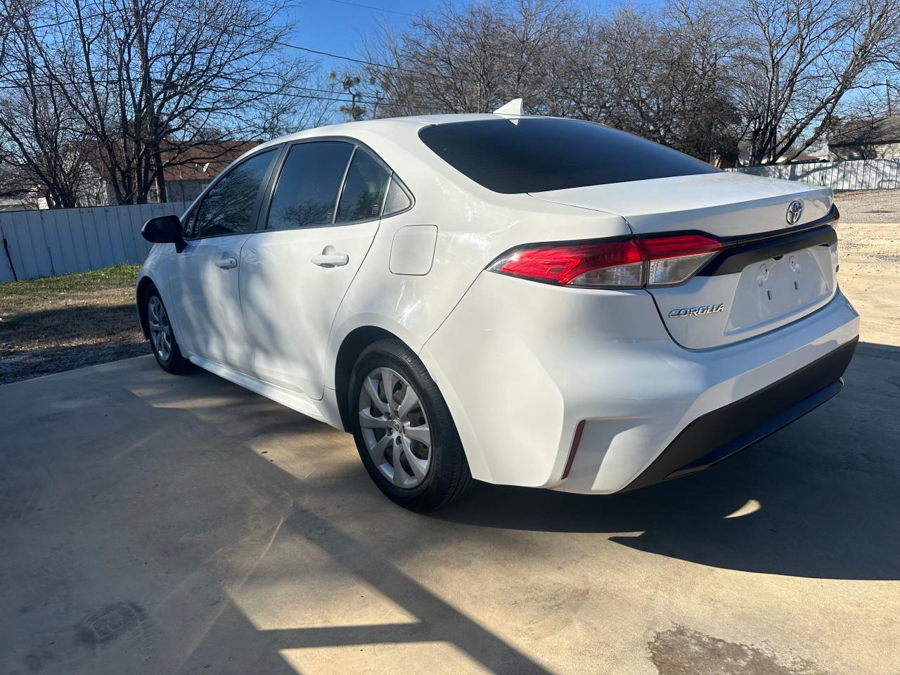 2020 TOYOTA COROLLA LE - Image 3