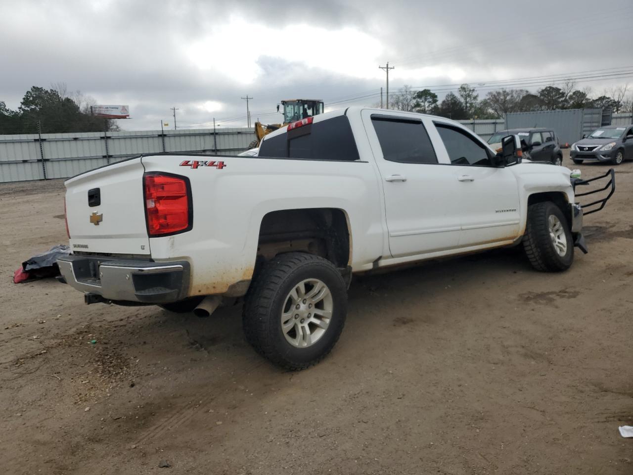 2018 CHEVROLET SILVERADO - Image 3