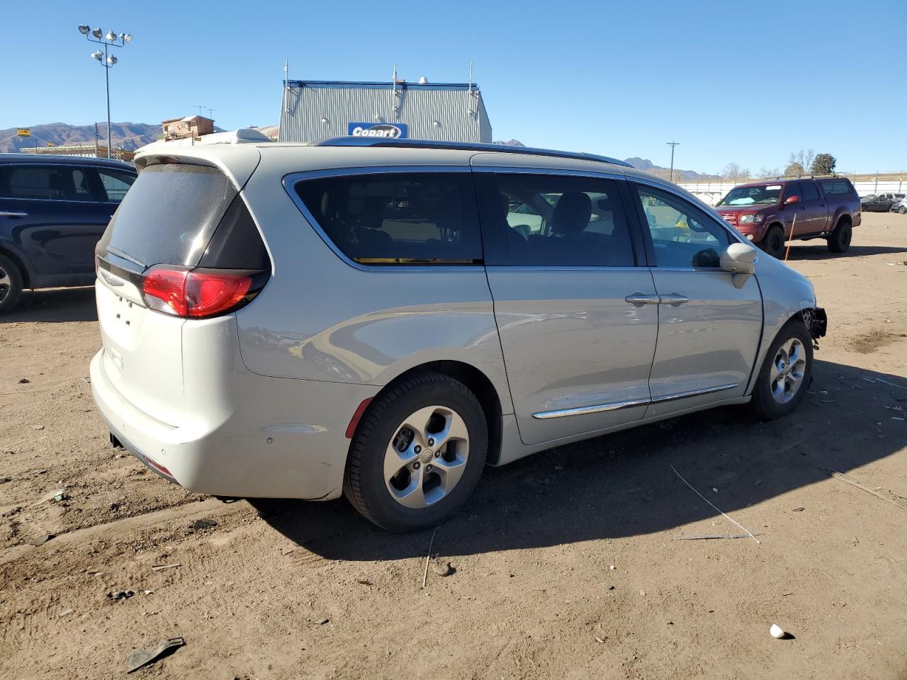 2017 CHRYSLER PACIFICA T - Image 3
