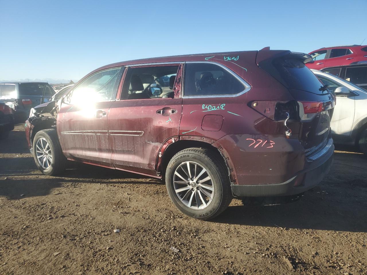2018 TOYOTA HIGHLANDER - Фото 2