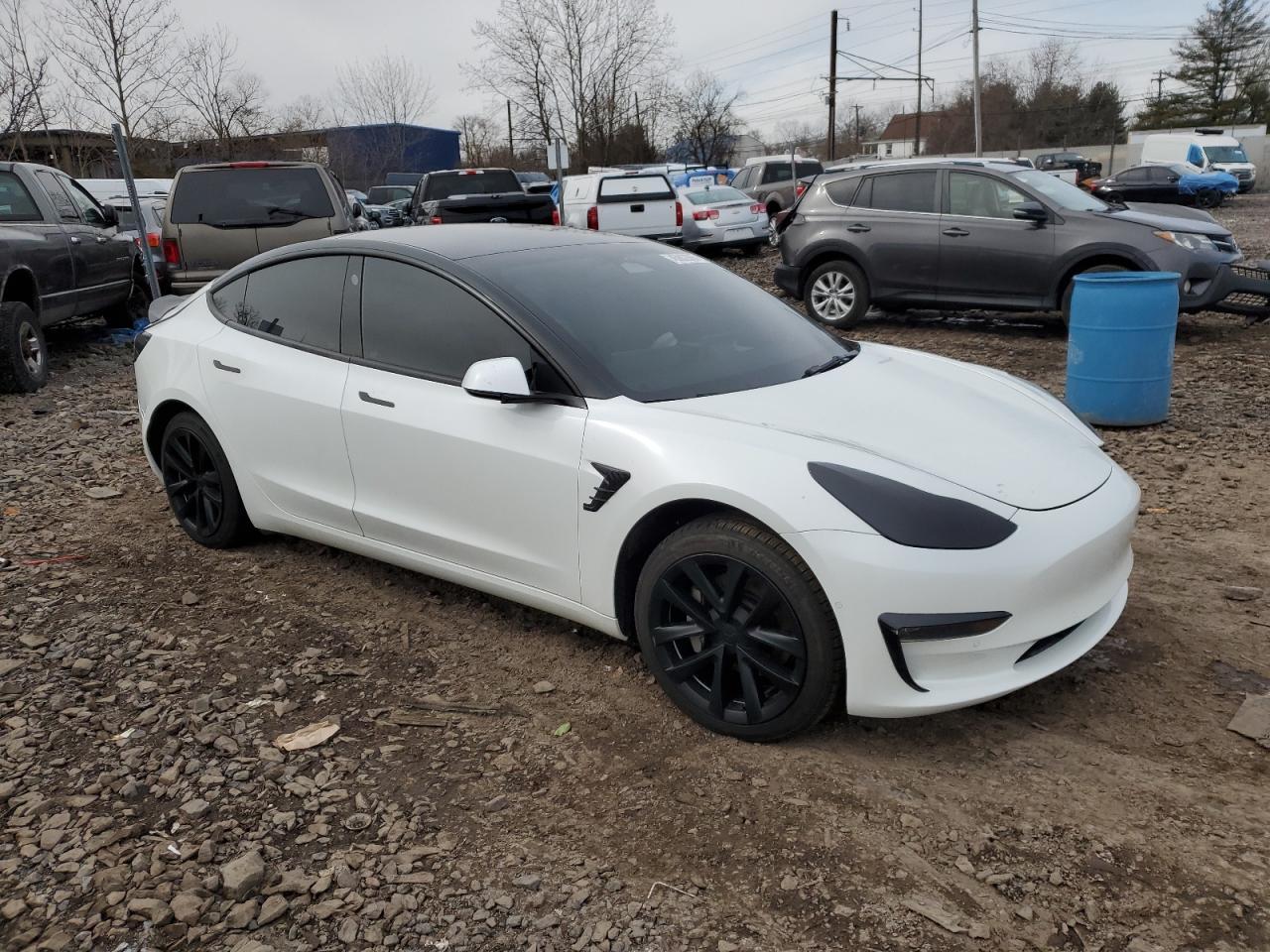 2022 TESLA MODEL 3 - Image 4
