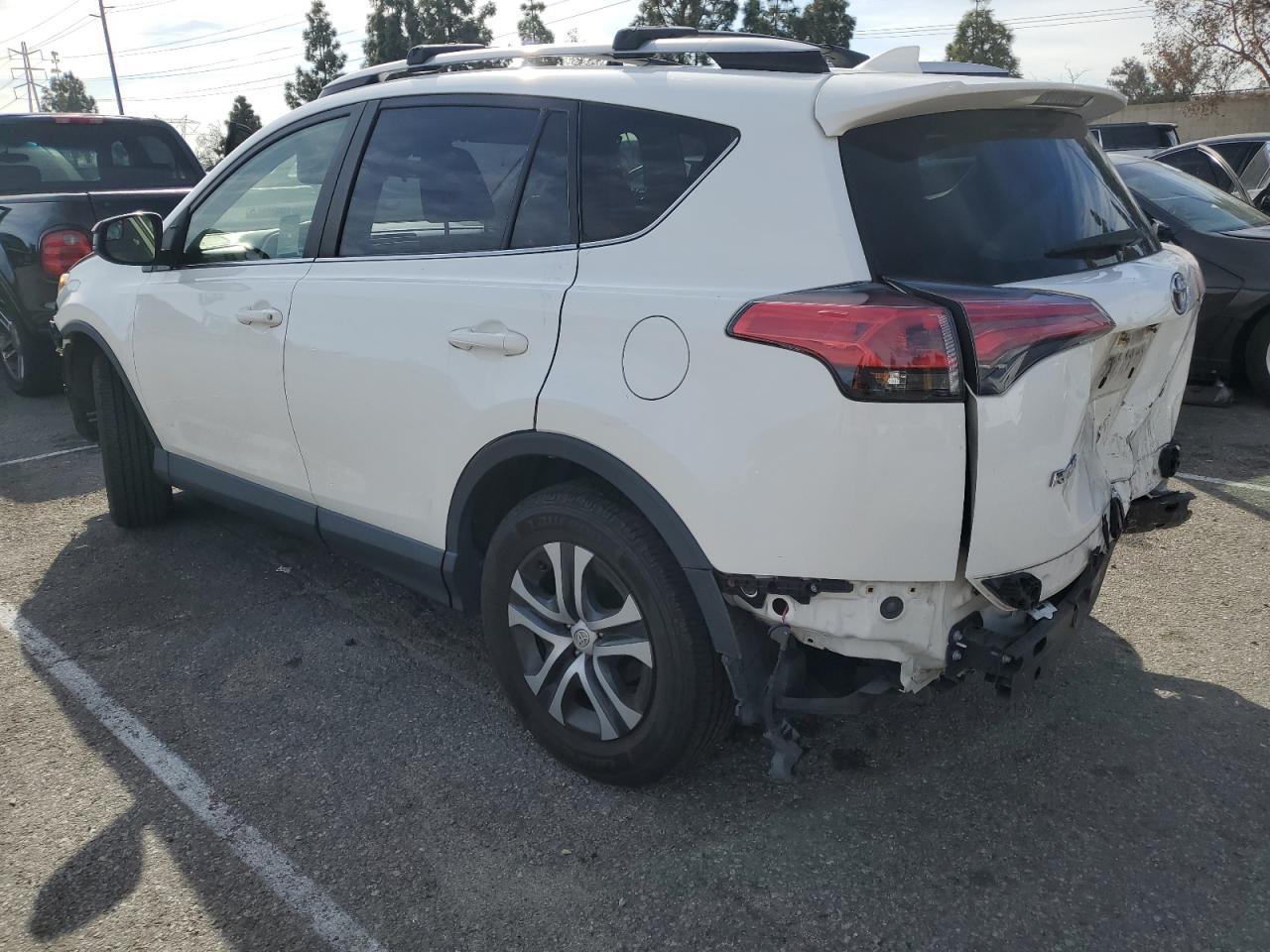 2017 TOYOTA RAV4 LE - Image 2