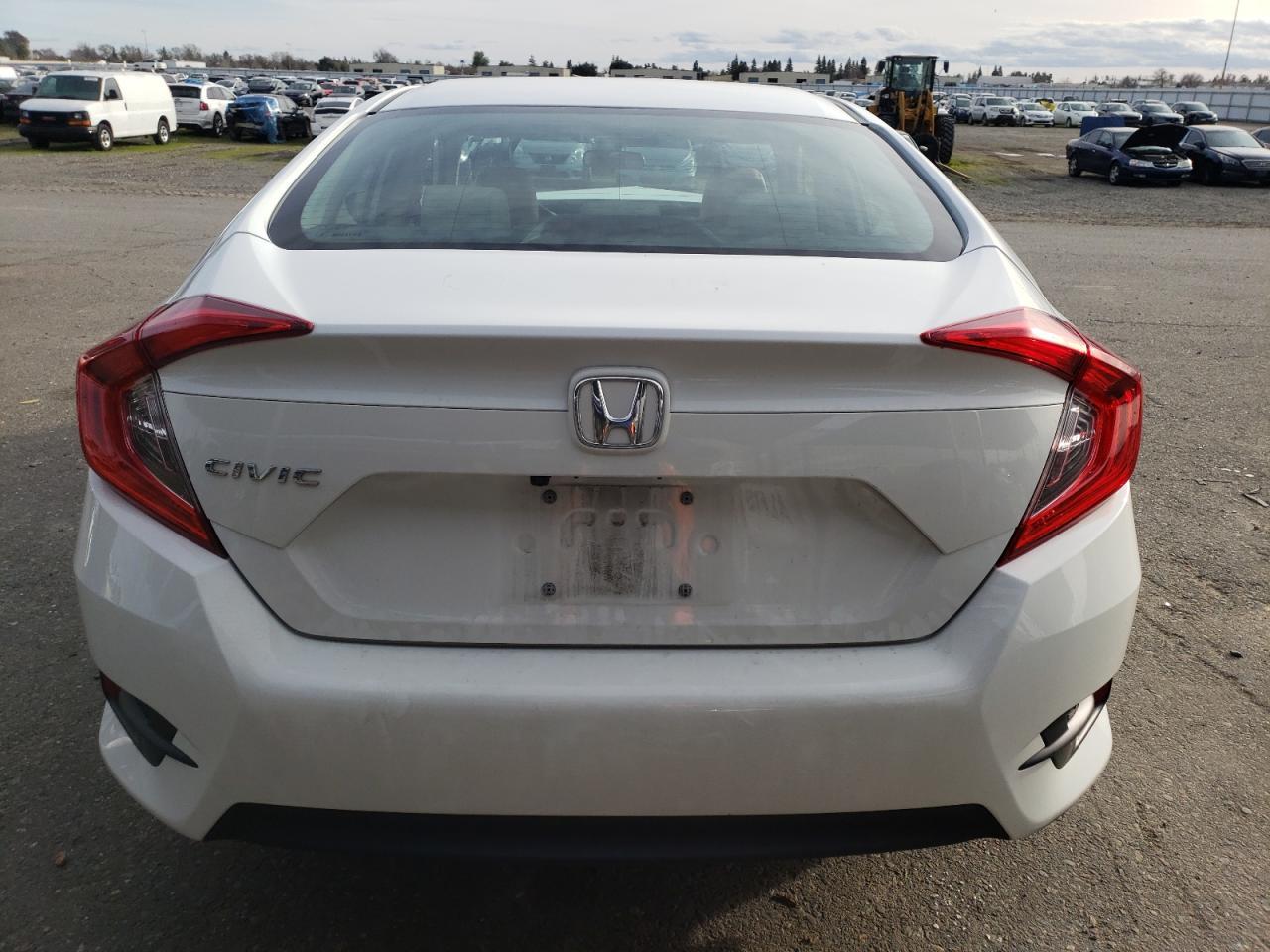 2016 HONDA CIVIC LX - Image 6