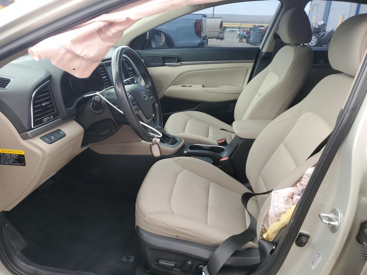 2017 HYUNDAI ELANTRA SE - Image 7