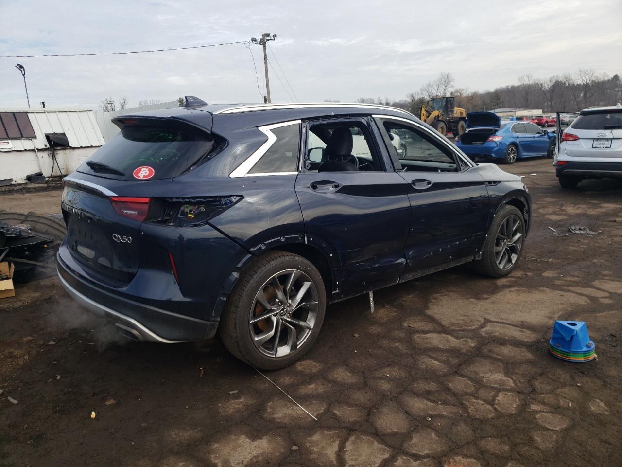 2019 INFINITI QX50 ESSEN - Image 3