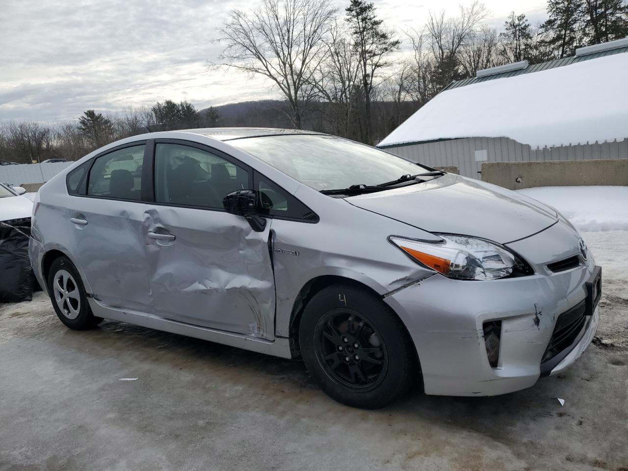 2015 TOYOTA PRIUS - Фото 4