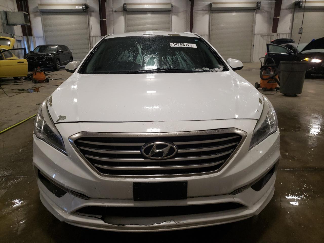 2017 HYUNDAI SONATA SE - Фото 5