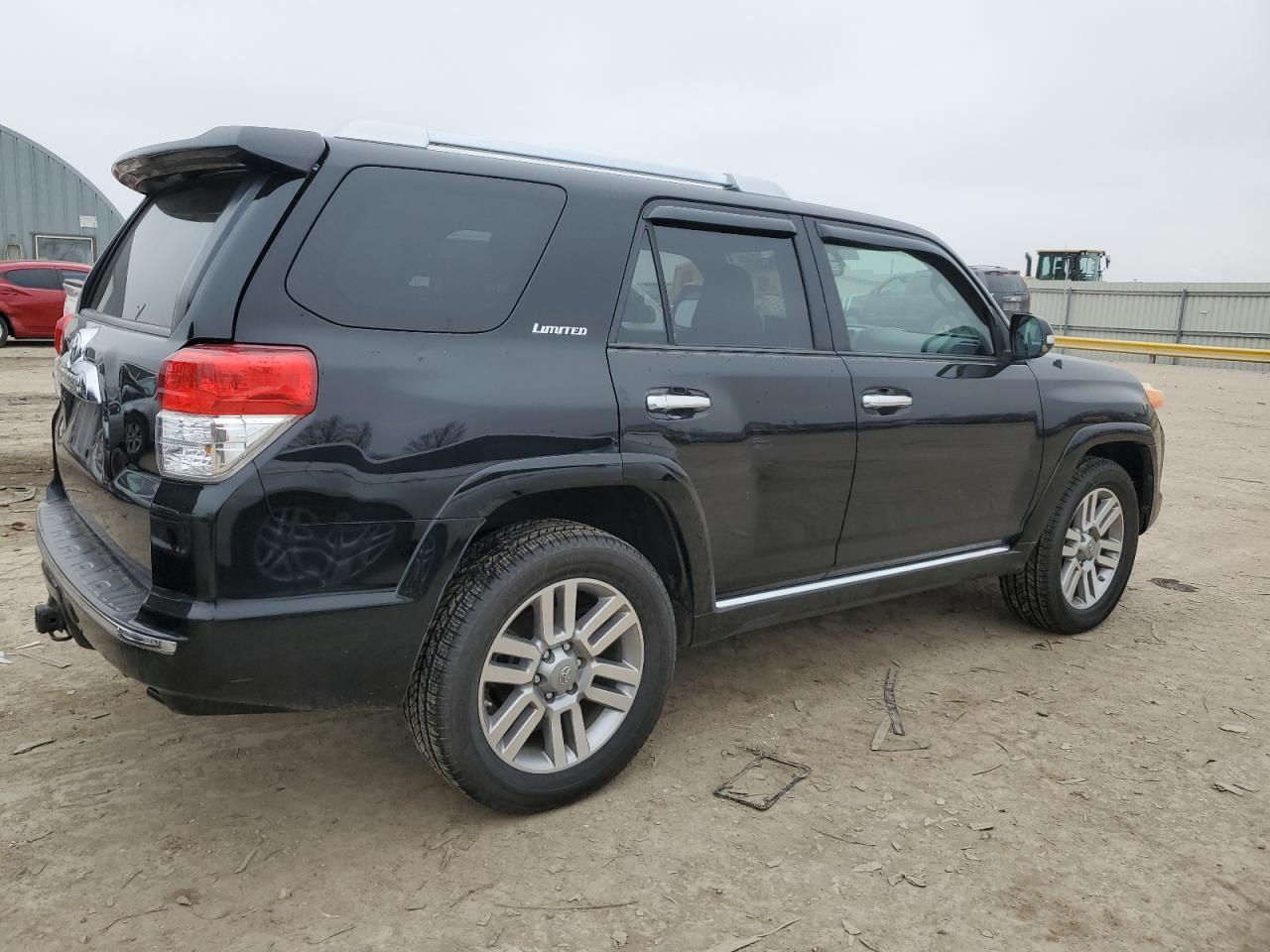 2011 TOYOTA 4RUNNER SR - Image 3