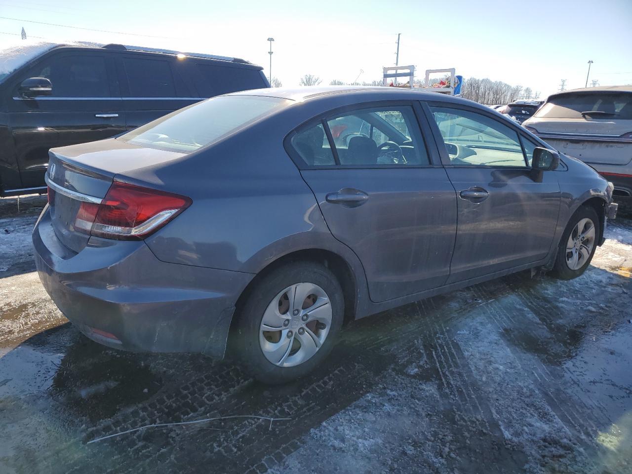 2015 HONDA CIVIC LX - Фото 3