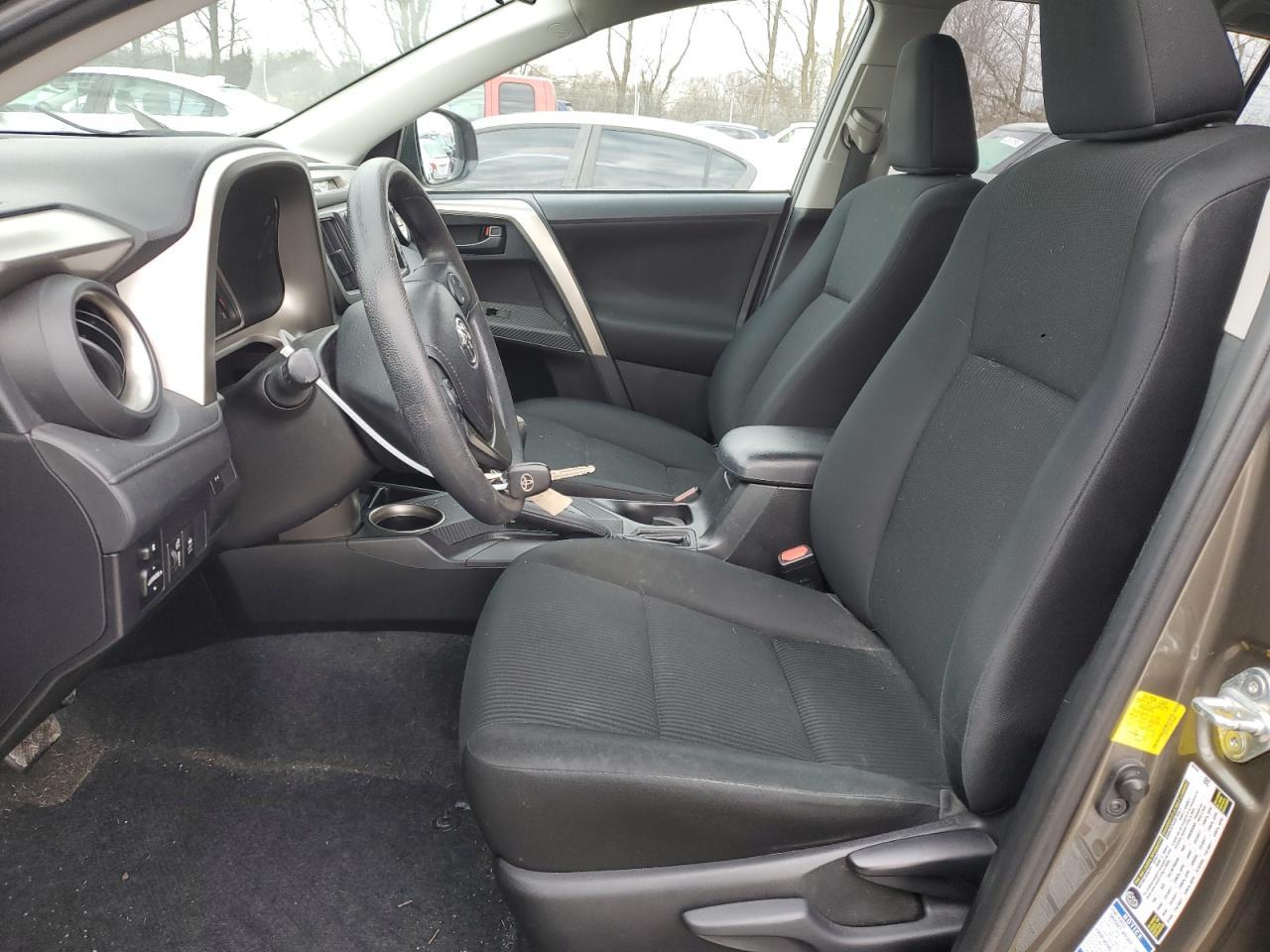2014 TOYOTA RAV4 LE - Image 7