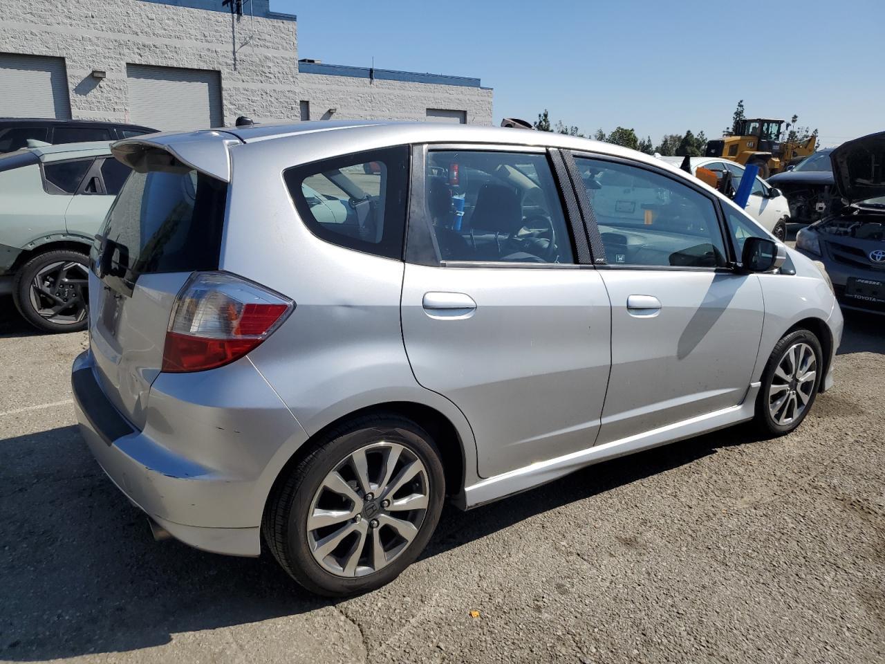 2013 HONDA FIT SPORT - Image 3