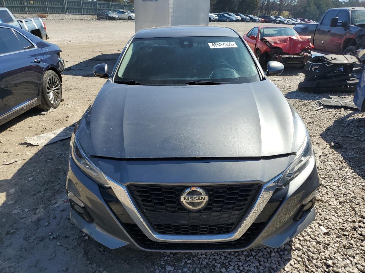 2020 NISSAN ALTIMA SV - Фото 5