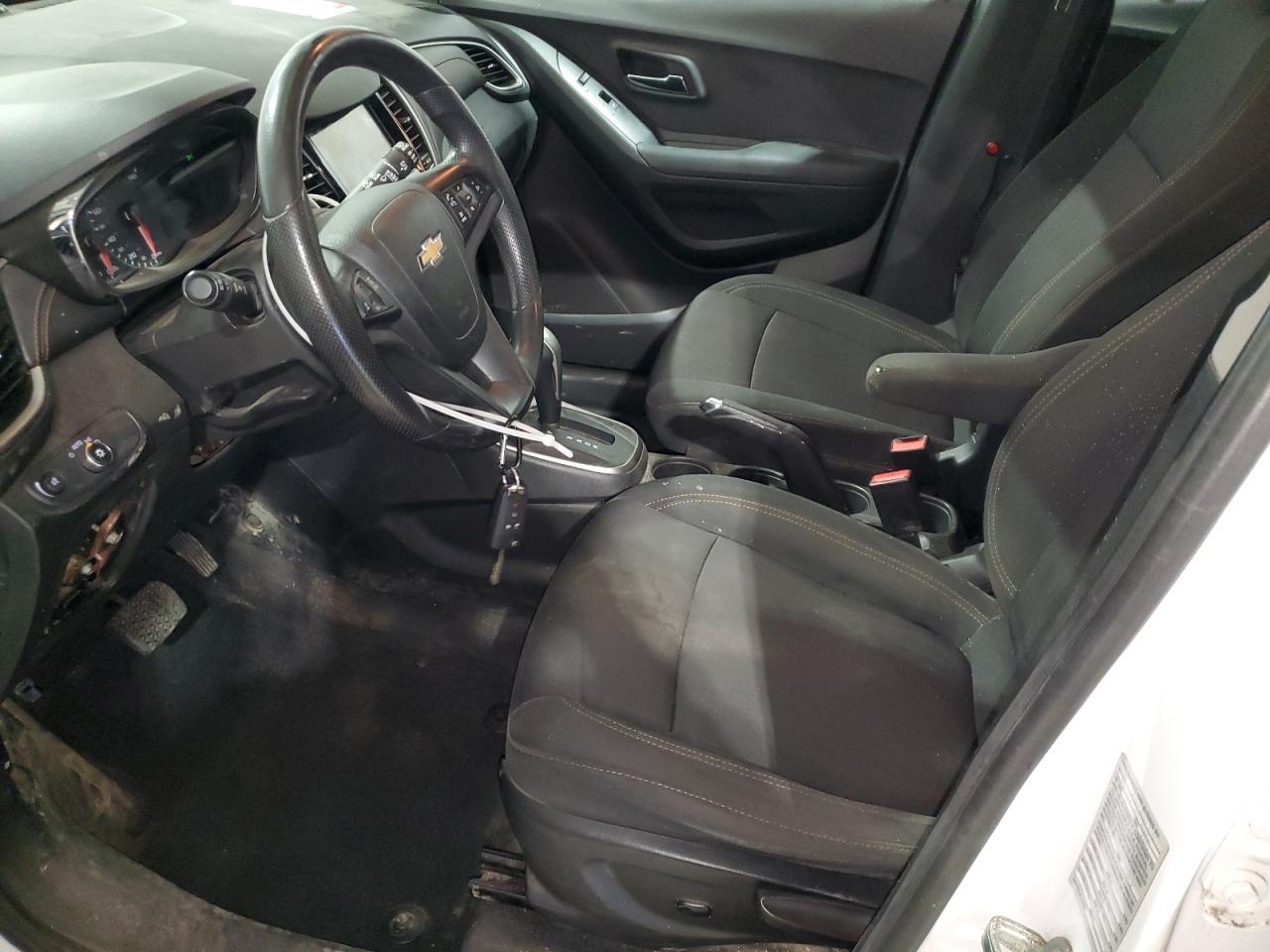 2018 CHEVROLET TRAX 1LT - Image 7