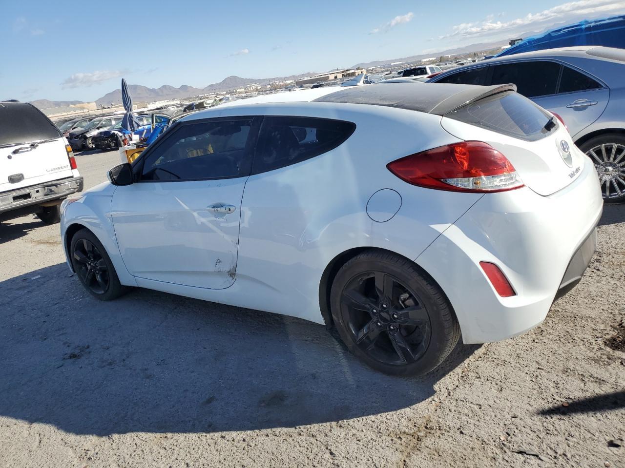 2014 HYUNDAI VELOSTER - Фото 2