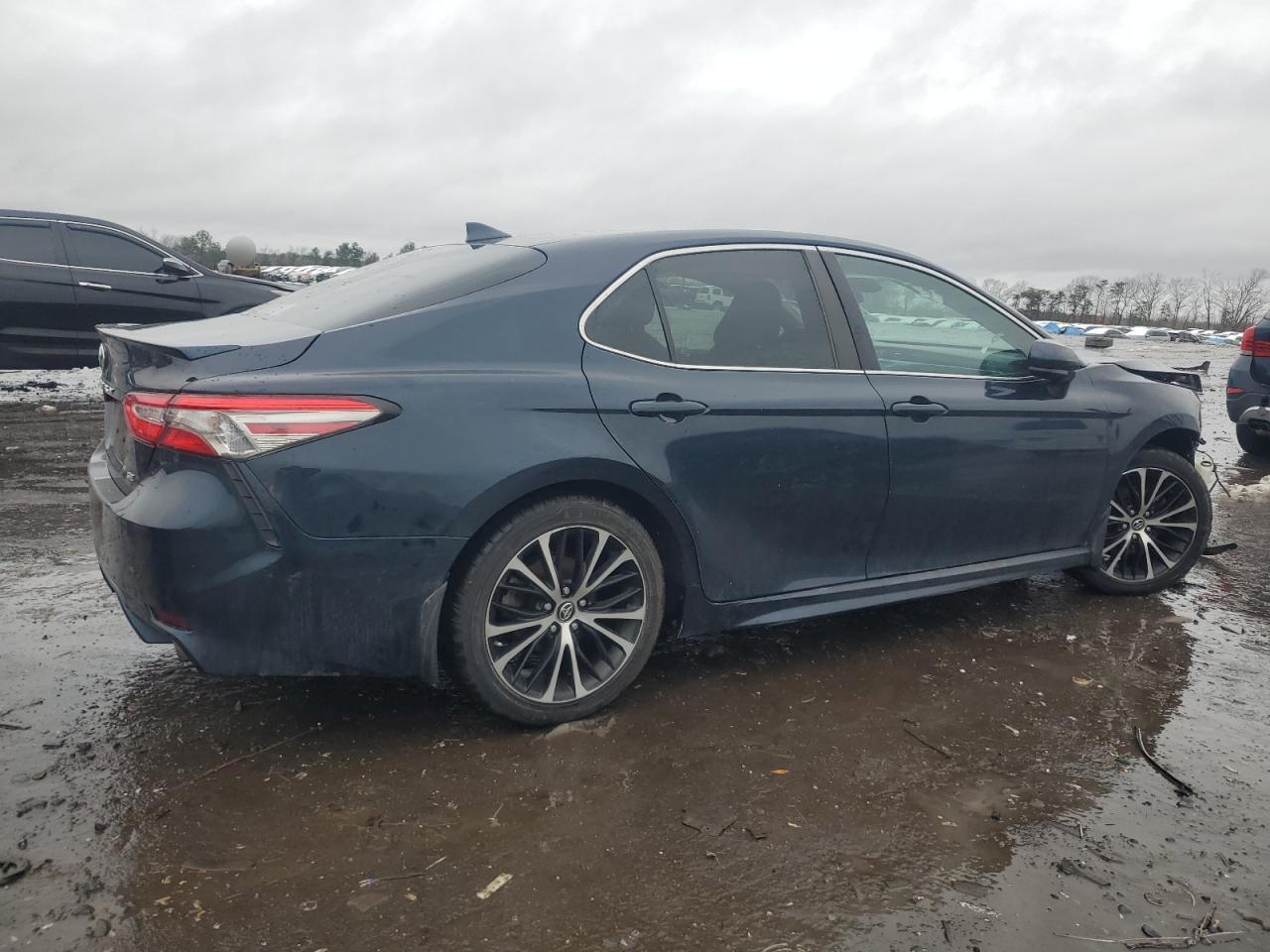 2019 TOYOTA CAMRY L - Image 3