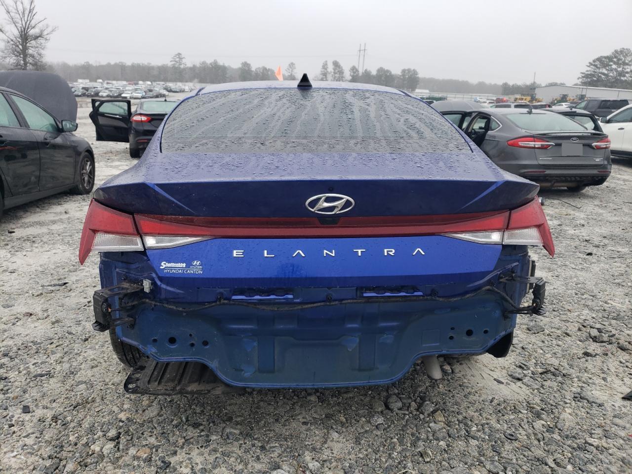 2023 HYUNDAI ELANTRA SE - Фото 6
